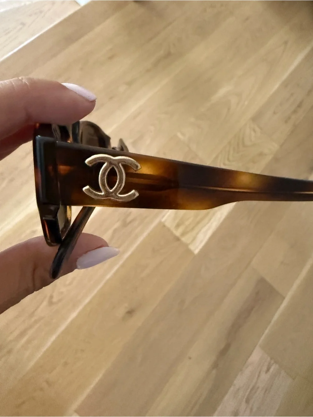 Vintage CHANEL Brown Tortoiseshell Sunglasses with Quilted Black CC Case